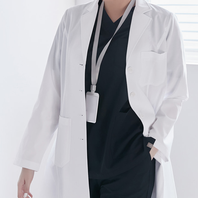 Koreański styl białego fartuch – Medical Lab Years recenzja i cena