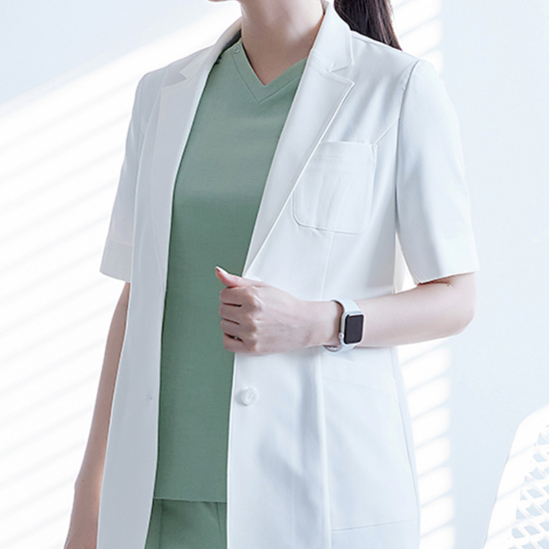 Koreański styl, ekskluzywny st – Medical Lab Years recenzja i cena